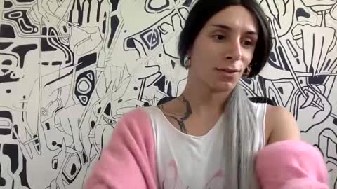 Lucy Lucy online show from 01-15-25, 08:58