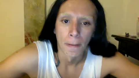 Lucy Lucy online show from 02-20-25, 01:57