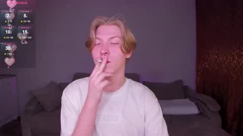 Snapshot of themikesever chatting on 03-09-26, 02:54 Sever online show from 03-09-26, 02:54