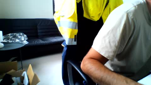 Snapshot of themikka1234 chatting on 07-08-26, 12:20 themikka1234 online show from 07-08-26, 12:20