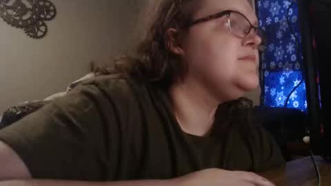 Snapshot of themistyprice chatting on 10-28-25, 02:42 MistyPrice online show from 10-28-25, 02:42