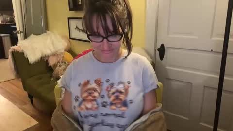 Snapshot of themrsnelson chatting on 03-02-26, 01:51 Cach Nelson online show from 03-02-26, 01:51