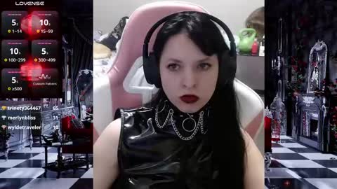   A Goth Chick   online show from 12-18-24, 12:10