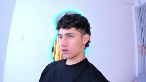  THEO- MATEO  online show from 01-06-25, 02:36