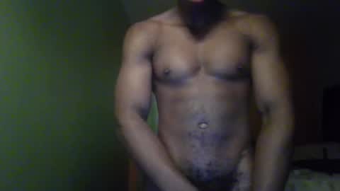 Snapshot of theoneishe chatting on 12-18-25, 12:00 theone online show from 12-18-25, 12:00