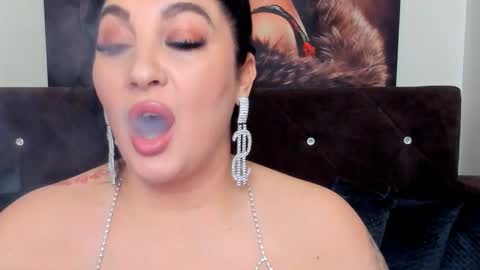 Snapshot of theonerosegoddes chatting on 01-08-25, 07:56 theonerosegoddes online show from 01-08-25, 07:56