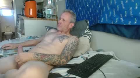 theoneyouwanttwofuck online show from 01-18-25, 06:10
