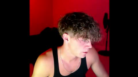 Snapshot of theonlylogan chatting on 06-24-26, 01:59 Logann online show from 06-24-26, 01:59