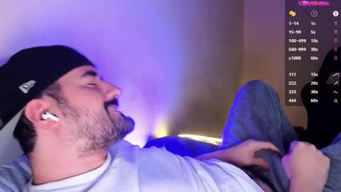 Snapshot of theoravi chatting on 12-18-25, 04:18 Theo Ravi online show from 12-18-25, 04:18