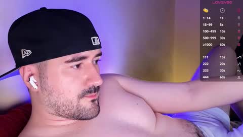 Snapshot of theoravi chatting on 02-20-26, 03:58 Theo Ravi online show from 02-20-26, 03:58