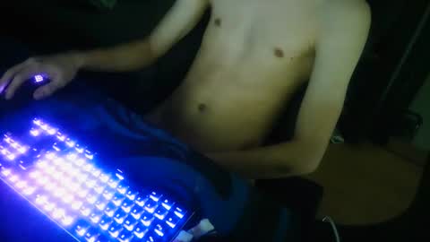 Snapshot of theothede19cm chatting on 01-14-26, 12:11 theothede19cm online show from 01-14-26, 12:11