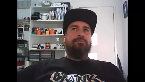 Snapshot of theozbeardguy chatting on 01-21-25, 01:08 aussiebeard online show from 01-21-25, 01:08