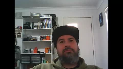 Snapshot of theozbeardguy chatting on 09-12-25, 03:17 aussiebeard online show from 09-12-25, 03:17