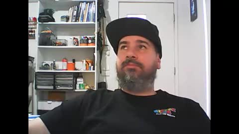 Snapshot of theozbeardguy chatting on 09-19-25, 06:59 aussiebeard online show from 09-19-25, 06:59