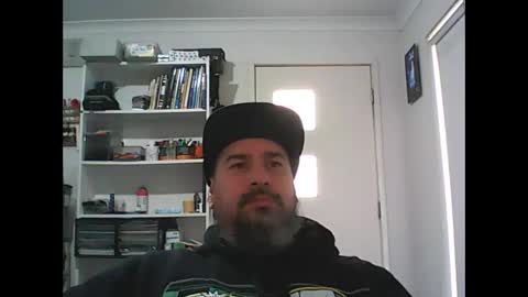 Snapshot of theozbeardguy chatting on 11-17-25, 02:06 aussiebeard online show from 11-17-25, 02:06