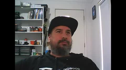 Snapshot of theozbeardguy chatting on 11-26-25, 02:12 aussiebeard online show from 11-26-25, 02:12