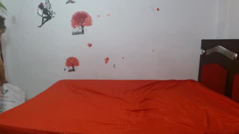 Snapshot of thepecadora chatting on 11-16-25, 11:21 thepecadora online show from 11-16-25, 11:21