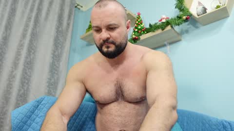 Snapshot of thephenomone chatting on 12-18-24, 05:59 Chris online show from 12-18-24, 05:59