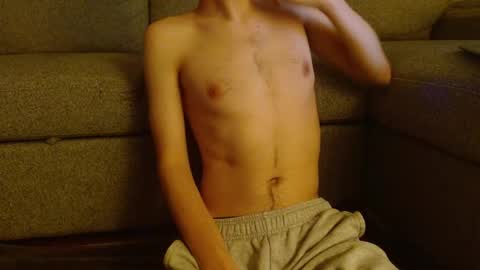 Snapshot of theplace11 chatting on 11-06-25, 01:17 thefacelessplace online show from 11-06-25, 01:17