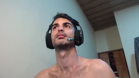 Santiago Enrique online show from 02-27-25, 05:45