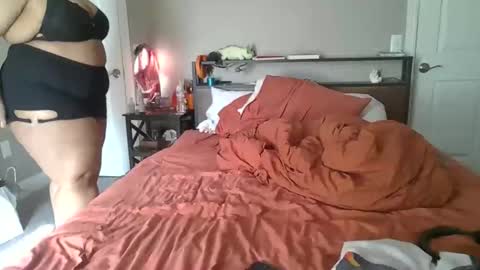 Snapshot of therealbbwgoddess chatting on 01-07-26, 06:32 Goddess online show from 01-07-26, 06:32