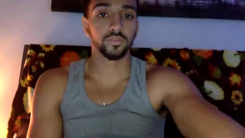 Snapshot of therealbs chatting on 10-22-25, 01:00 therealbs online show from 10-22-25, 01:00