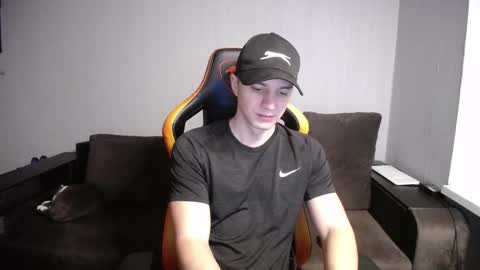 Nick   online show from 02-21-25, 03:54