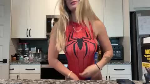 therosiecheeks online show from 05-12-26, 04:59