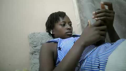 Snapshot of therry_heart chatting on 02-07-26, 09:40 hearty online show from 02-07-26, 09:40