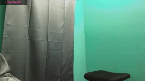 Snapshot of thesexland chatting on 10-11-25, 02:22 Daniel online show from 10-11-25, 02:22