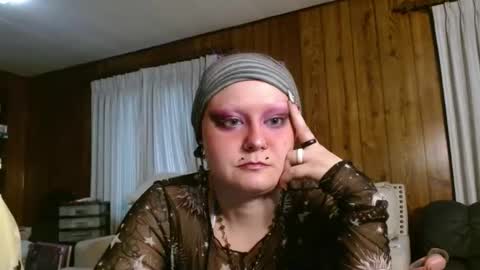 Siren of the Fae online show from 04-12-26, 11:43