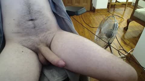 Snapshot of thesneakysqueeker chatting on 02-28-26, 04:24 Peter online show from 02-28-26, 04:24