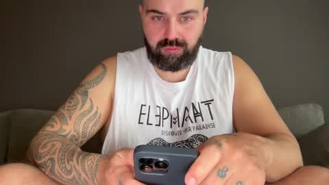 Snapshot of thessalonikios1987 chatting on 01-12-25, 08:36 Hornyforyou online show from 01-12-25, 08:36