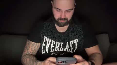 Snapshot of thessalonikios1987 chatting on 02-05-25, 12:31 Hornyforyou online show from 02-05-25, 12:31