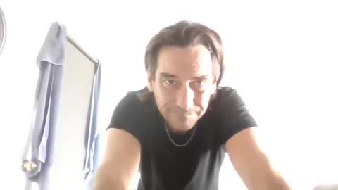 Snapshot of thestardad394997 chatting on 04-23-26, 12:12 thestardad394997 online show from 04-23-26, 12:12