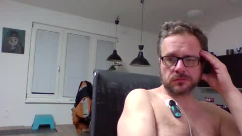 thesunnevergoesdown7 online show from 11-30-25, 08:57