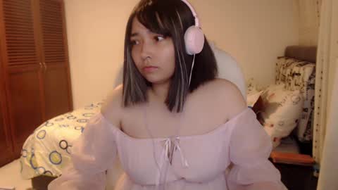 Snapshot of thetalkingbutt chatting on 03-02-25, 11:42 Mai online show from 03-02-25, 11:42