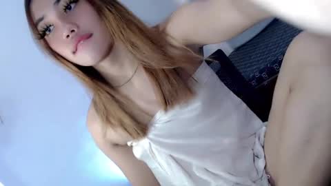 stella online show from 03-06-25, 02:19