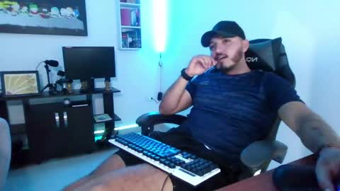 Snapshot of thiago_420 chatting on 05-15-26, 01:23 thiago_420 online show from 05-15-26, 01:23