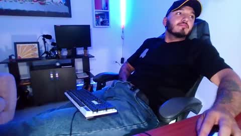 Snapshot of thiago_420 chatting on 05-15-26, 11:23 thiago_420 online show from 05-15-26, 11:23