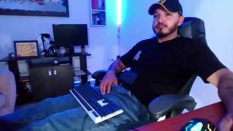 Snapshot of thiago_420 chatting on 05-16-26, 12:18 thiago_420 online show from 05-16-26, 12:18