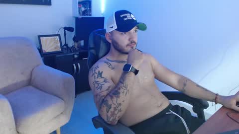 Snapshot of thiago_420 chatting on 05-20-26, 11:33 thiago_420 online show from 05-20-26, 11:33