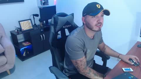 Snapshot of thiago_420 chatting on 05-23-26, 11:31 thiago_420 online show from 05-23-26, 11:31
