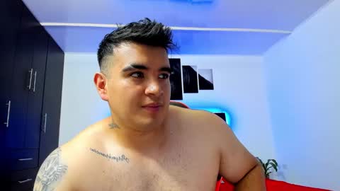 Snapshot of thiago_cp01 chatting on 02-13-25, 10:34 Thiago online show from 02-13-25, 10:34