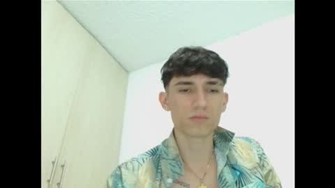 thiago_deseo69 online show from 09-17-25, 11:17