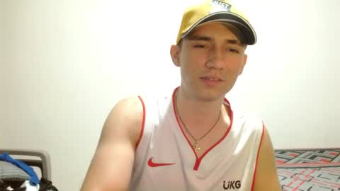 thiago_deseo69 online show from 04-16-26, 02:23