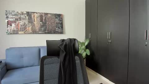 thiago_driussi online show from 10-19-25, 06:30