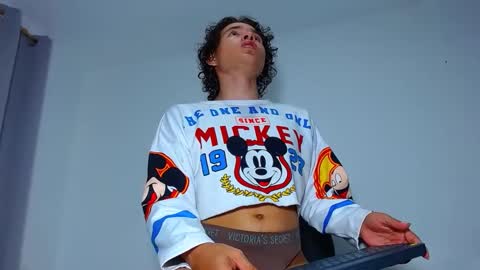 Thiago online show from 01-06-25, 10:05