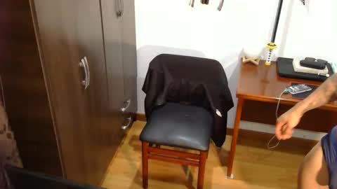 Snapshot of thiago_happy chatting on 06-02-26, 01:18 thiago_happy online show from 06-02-26, 01:18