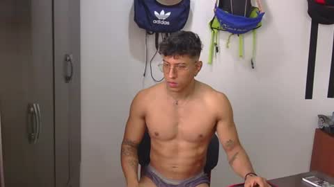 Snapshot of thiago_happy chatting on 07-02-26, 06:36 thiago_happy online show from 07-02-26, 06:36
